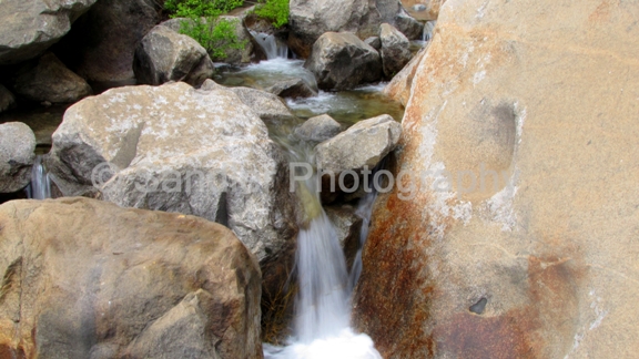 http://www.sandlerphotography.com/Photos/Yosemite May 2010 858 -2 -LR.JPG